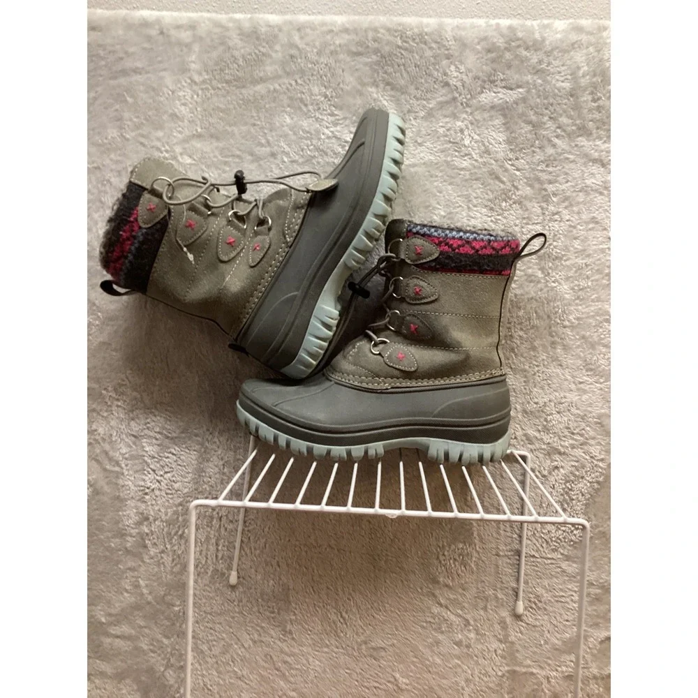 Kids Winter Boots Size 2 Grey Pink Insulated Waterproof Snow Boots